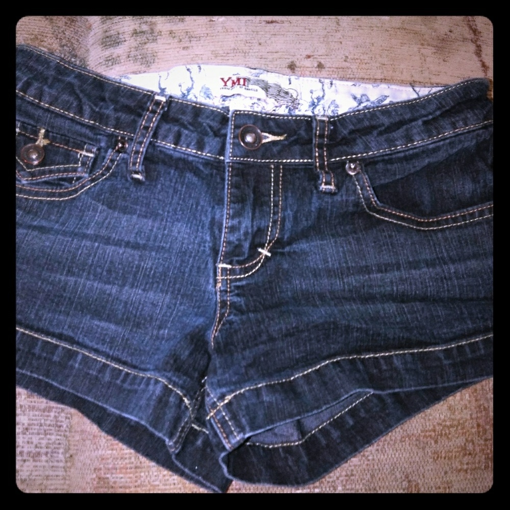 YMI Short's
